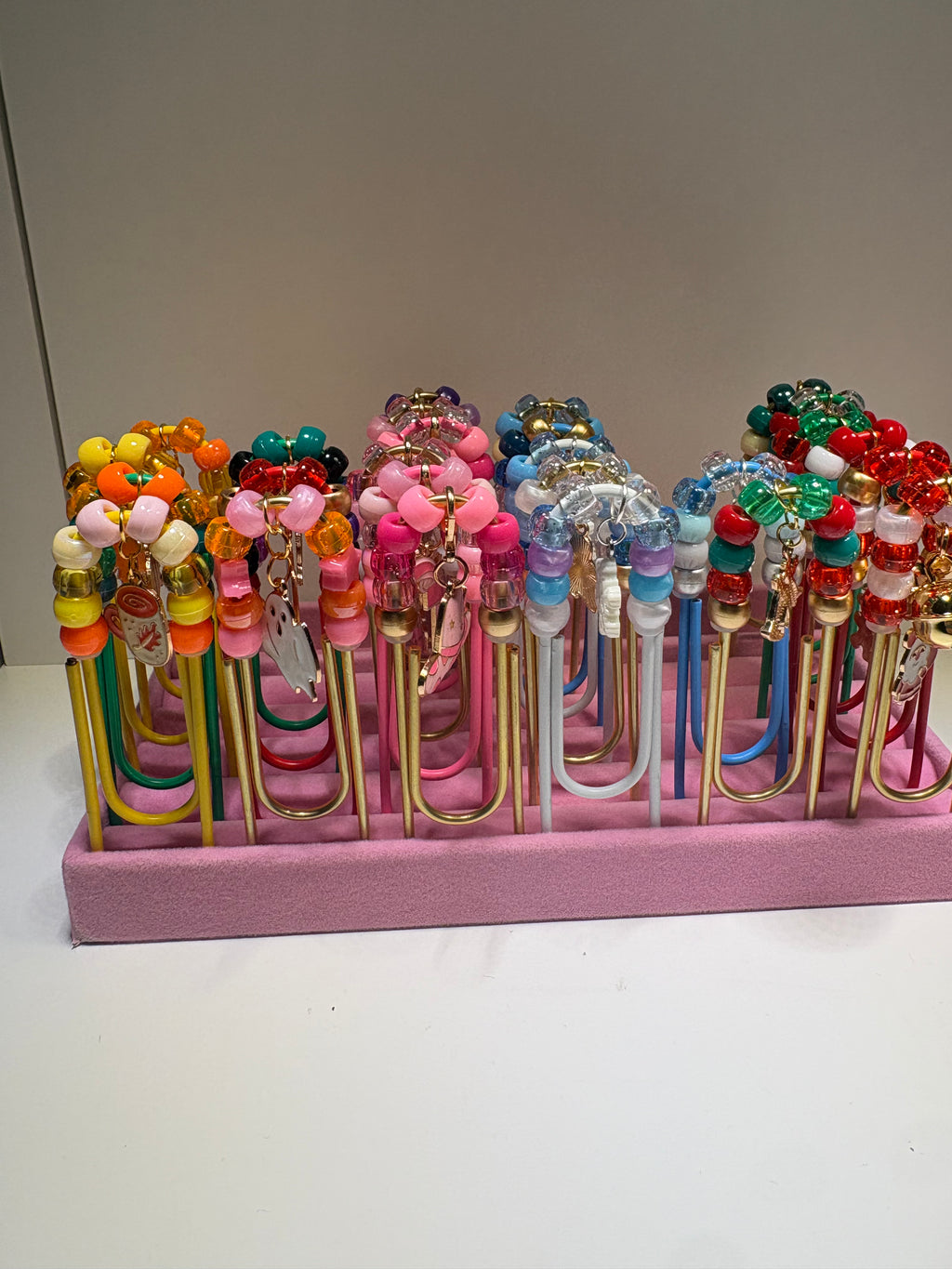 Jumbo Paperclips